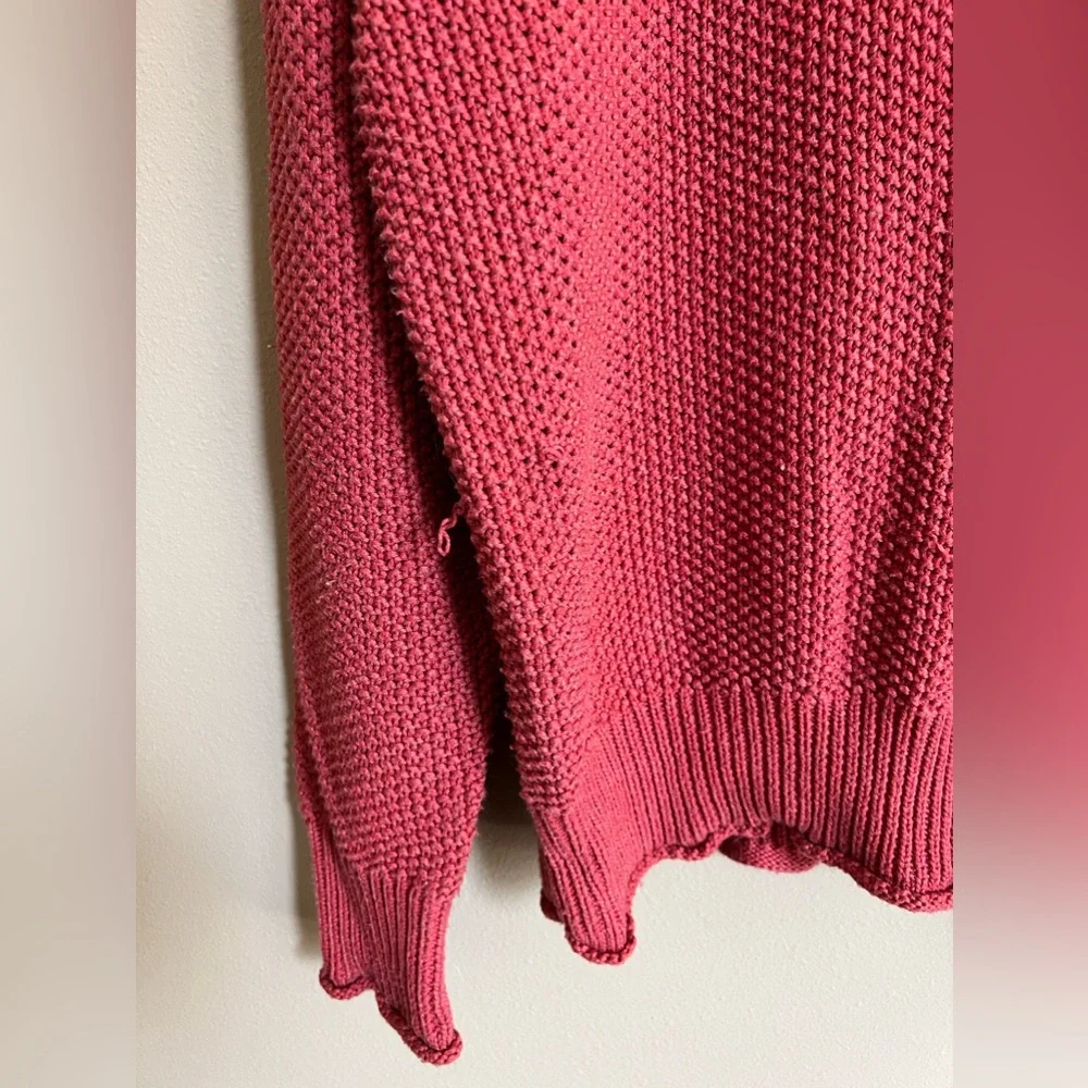 Sweater - Picture 4 of 4